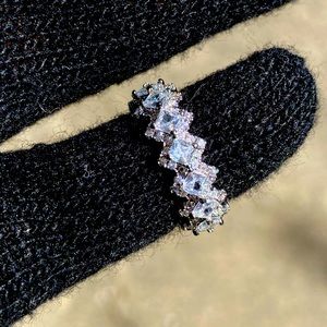 Unisex Moissanite Diamond Ring